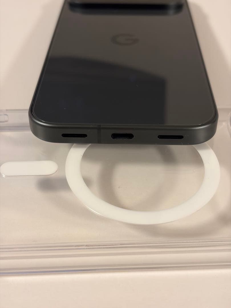 Google Pixel10 obsidian 純正ケース クリアケース付き