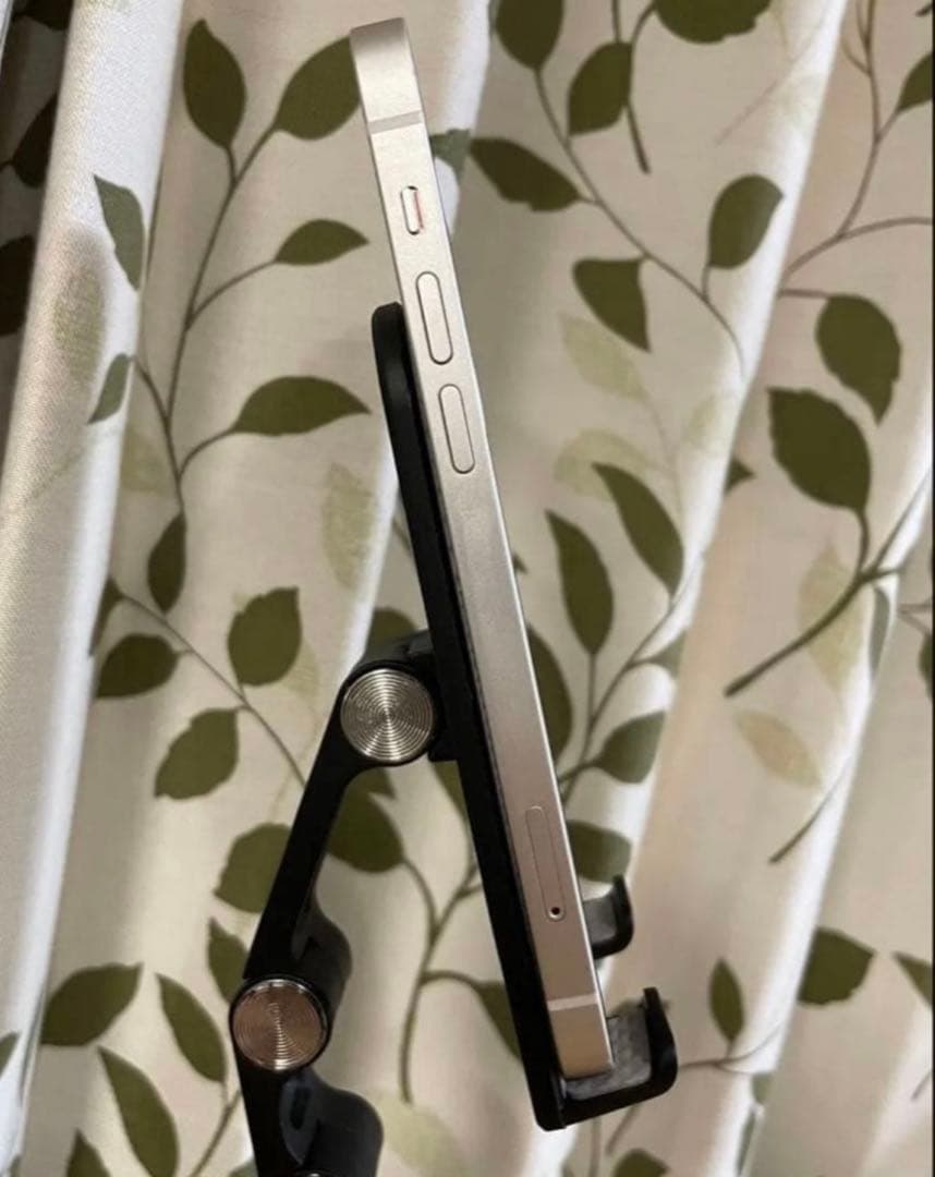 極美品！iPhone12ホワイト64GB SIMフリー修理歴無し　オマケ有り