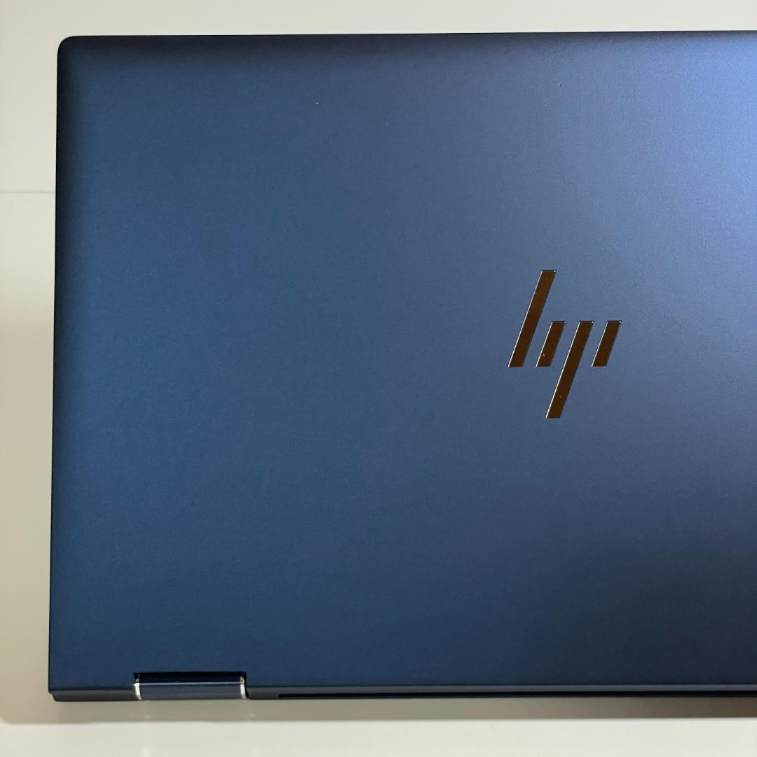 ★美品★ HP Dragonfly 第8世代 軽量薄型 ノートPC win11