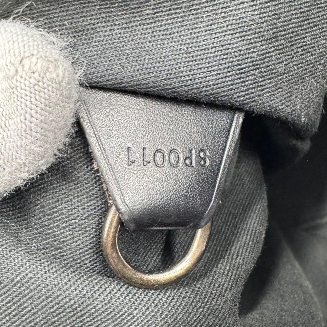 ルイヴィトン タイガ ヤランガ レザー ショルダーバッグ