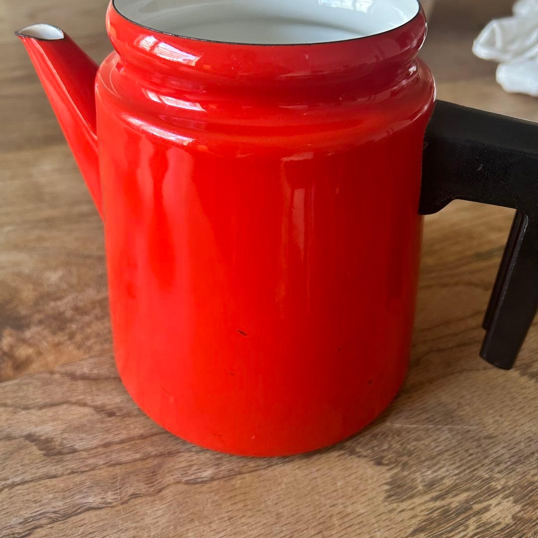 FINEL/フィネル/アンティ・ヌルメスニエミ/コーヒーポット1.5リットル赤