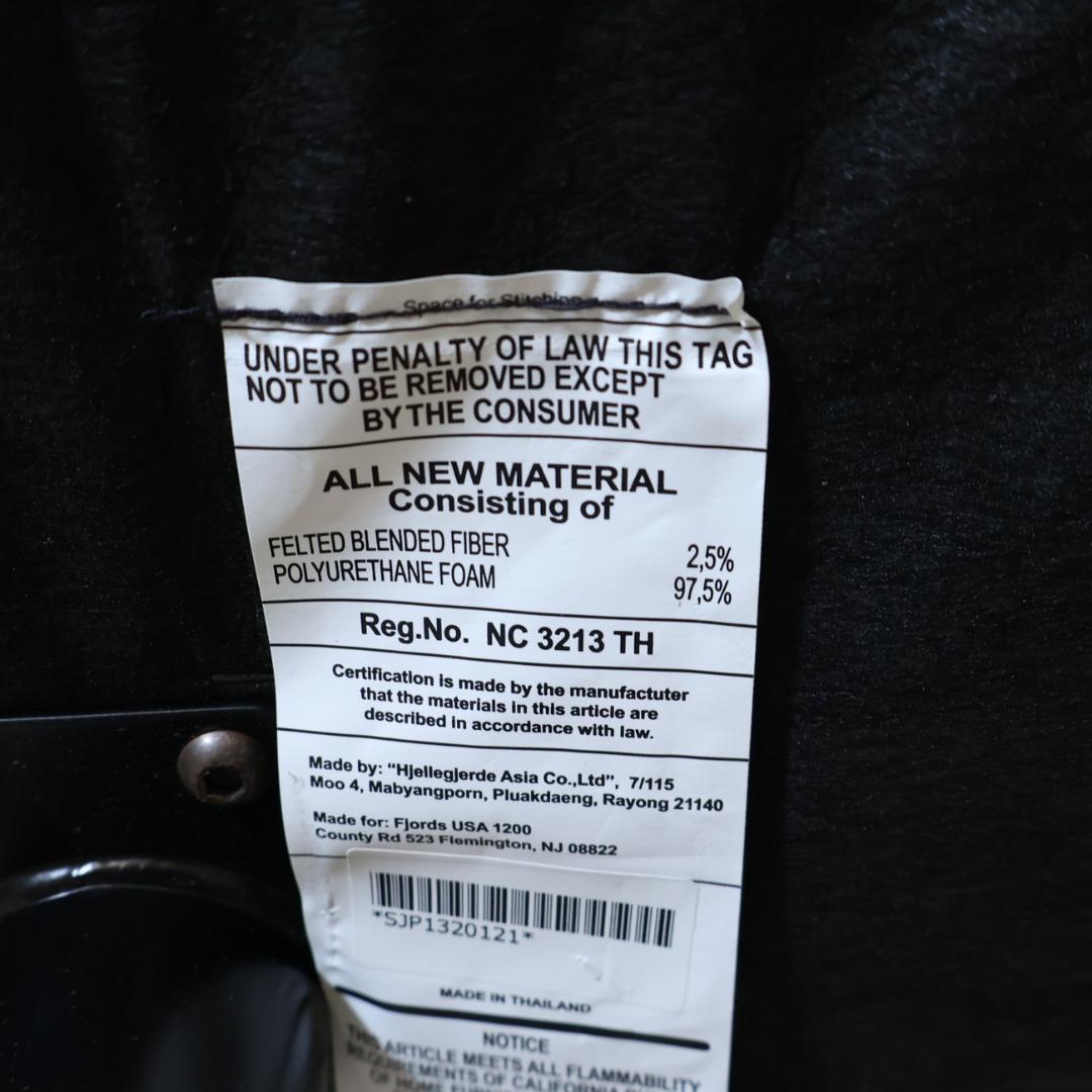 イエリアーダ フィヨルド 本革 リクライニングチェア オットマン レザー