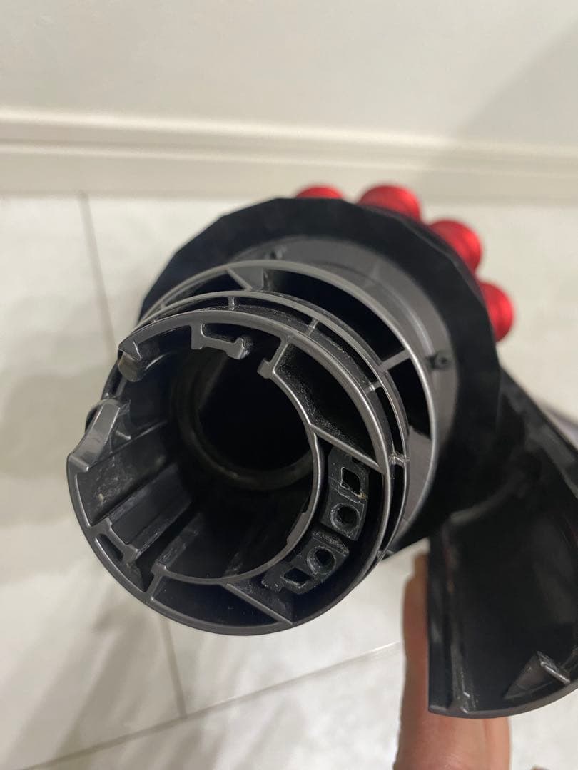 【分解清掃済動作品】ダイソン　SV12コードレスクリーナー本体のみ　純正品