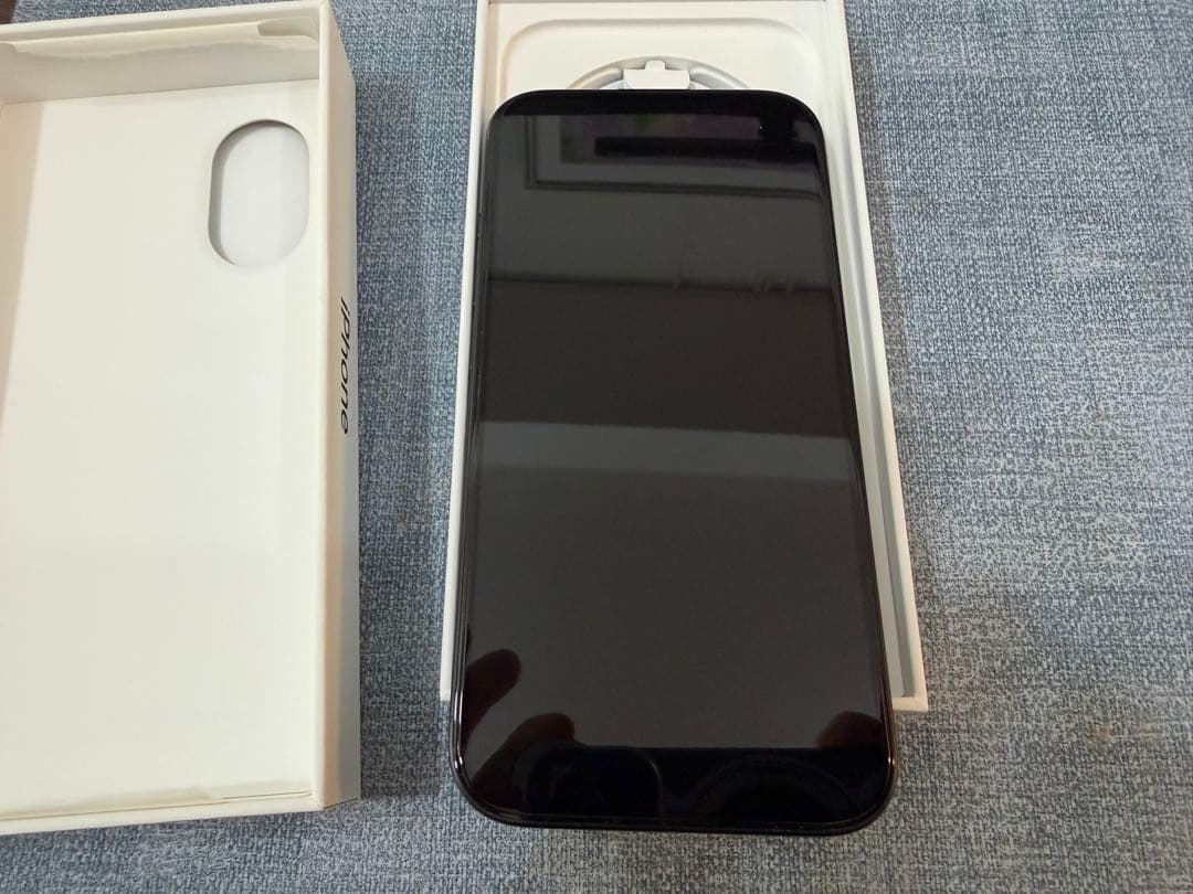 【おまけ付き】iPhone16 Black 128GB SIMフリー