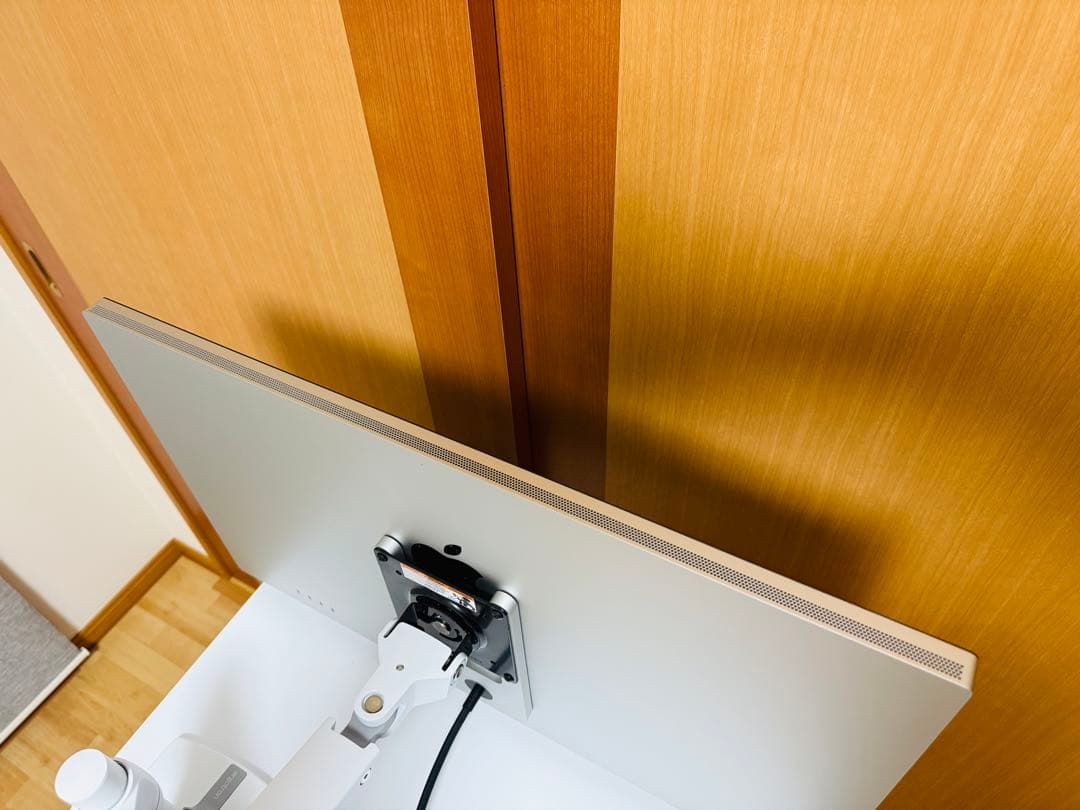 Apple Studio Display 標準ガラスVESAマウントアダプタ