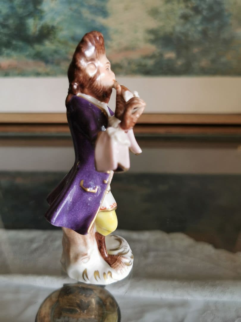 アンティークドイツ 楽隊フィギュリン 笛を吹く正装したモンキー 猿のオーケストラ