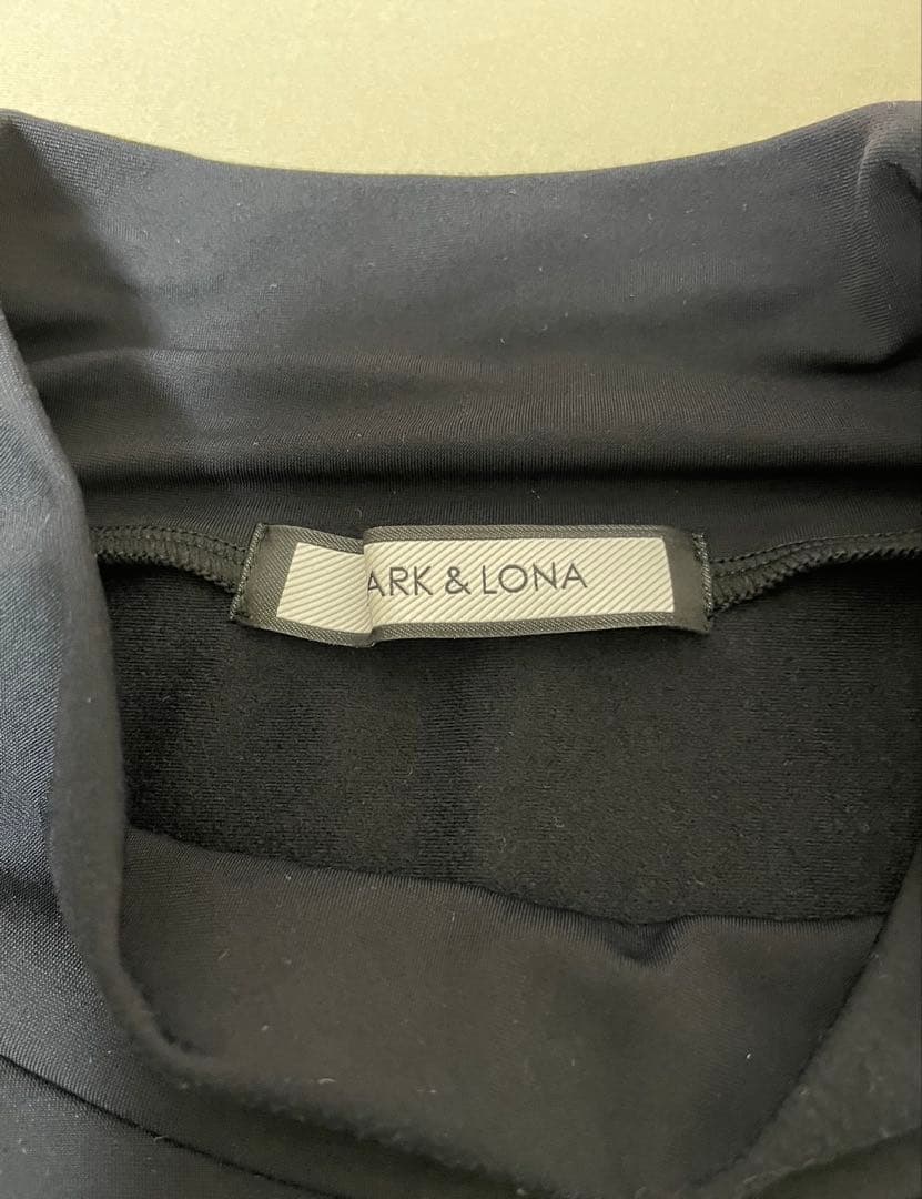 MARK&LONA 裏起毛モックネックインナー