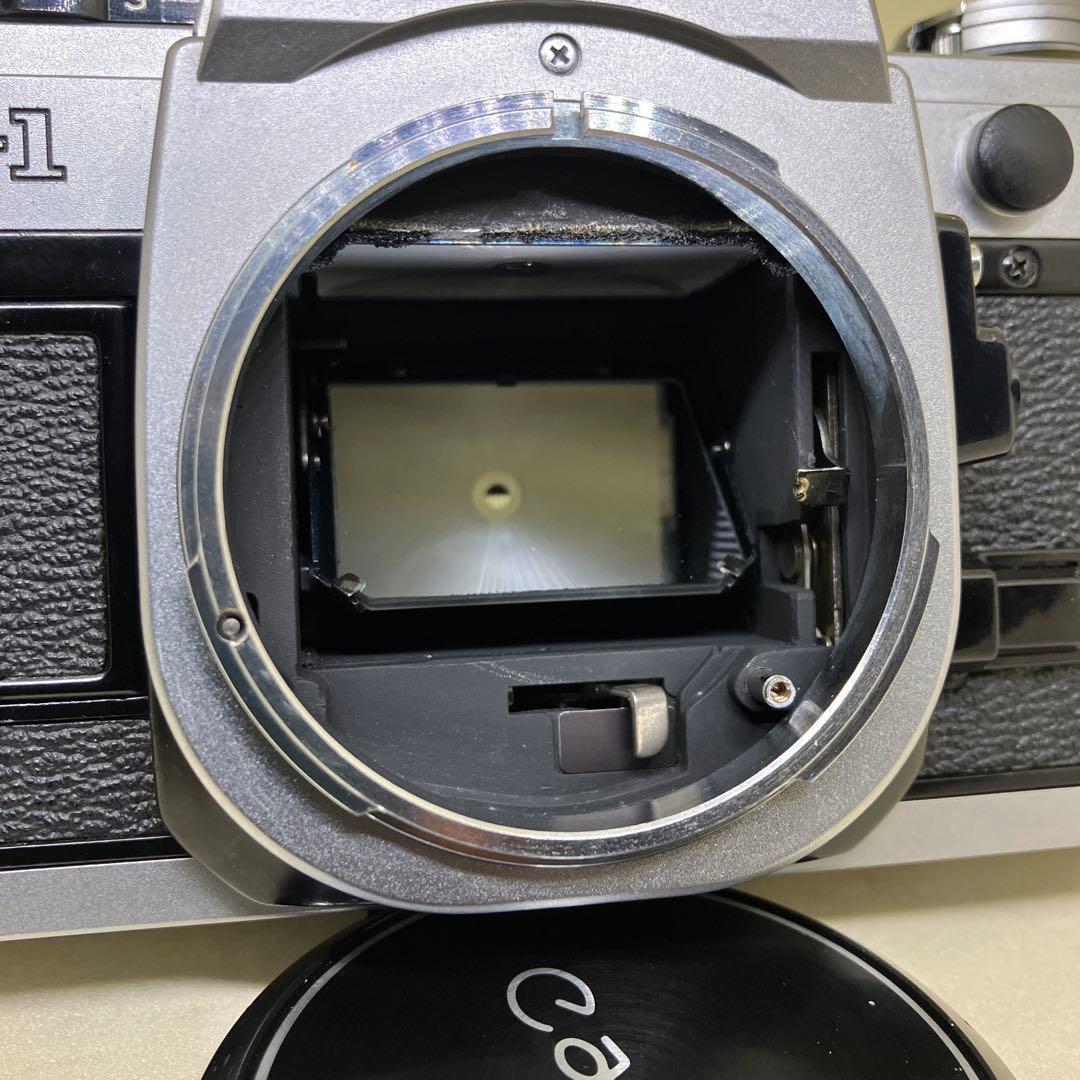 Canon AE-1とFD 50mm F1.4 S.S.Cのセットになります。