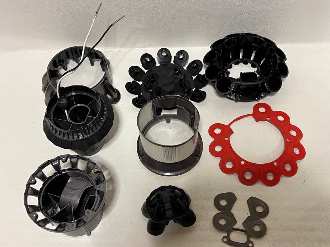 【動作品＆バッテリー劣化無し】ダイソン掃除機 dyson sv12 V10 ⅱ