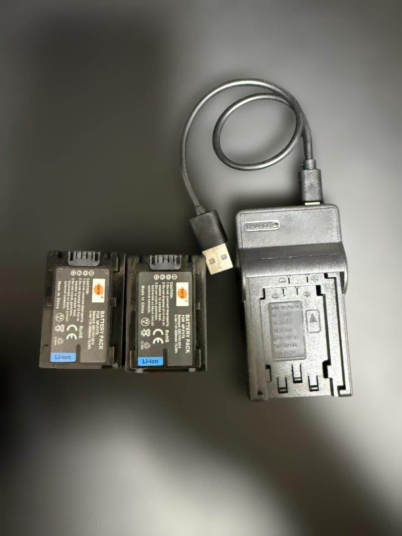 美品 SONY FDR-AX45 4K ビデオカメラ 本体 予備バッテリー2個