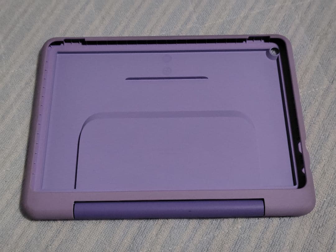 Amazon Fire HD 10 第13世代 32GB 純正カバー付き