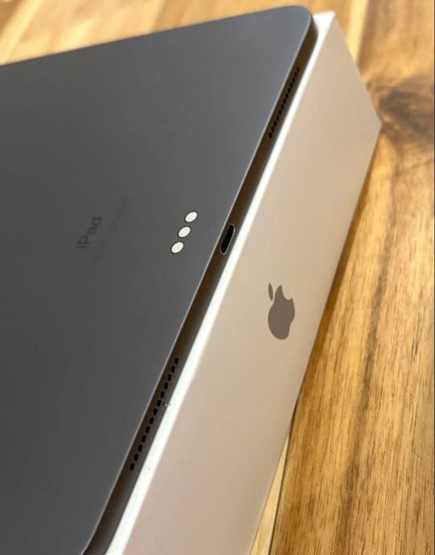 美品　iPad Pro11インチ/2世代/128GB/wifi ケース、ペン付き