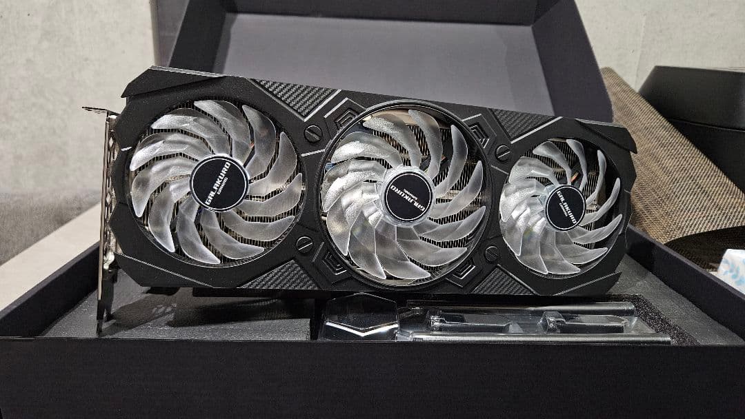 [使用頻度少]GeForce RTX 4070 Ti Super 玄人志向