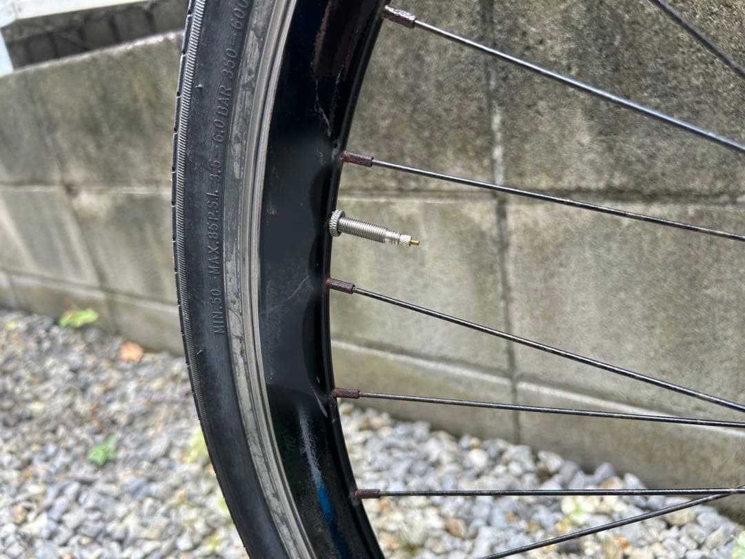 クロスバイク グレー レバー式ブレーキ