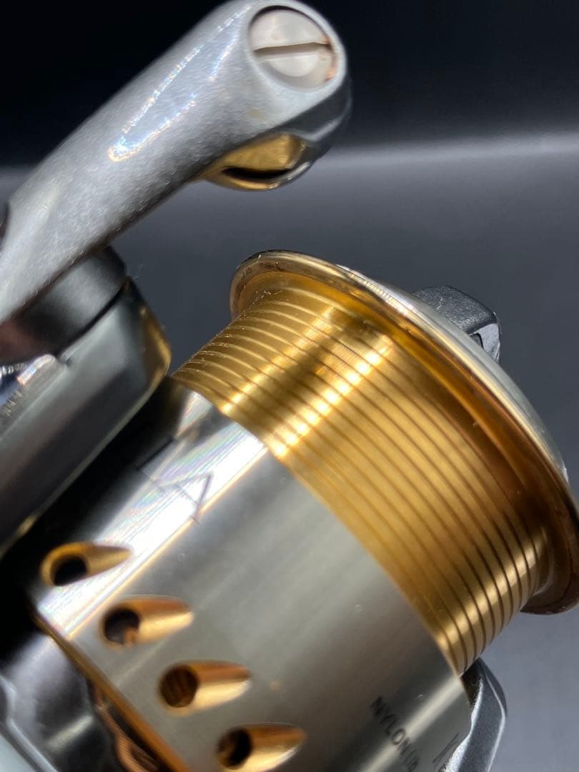 hs01 外観美品 シマノ 04 ステラ 1000S ハンドルなし