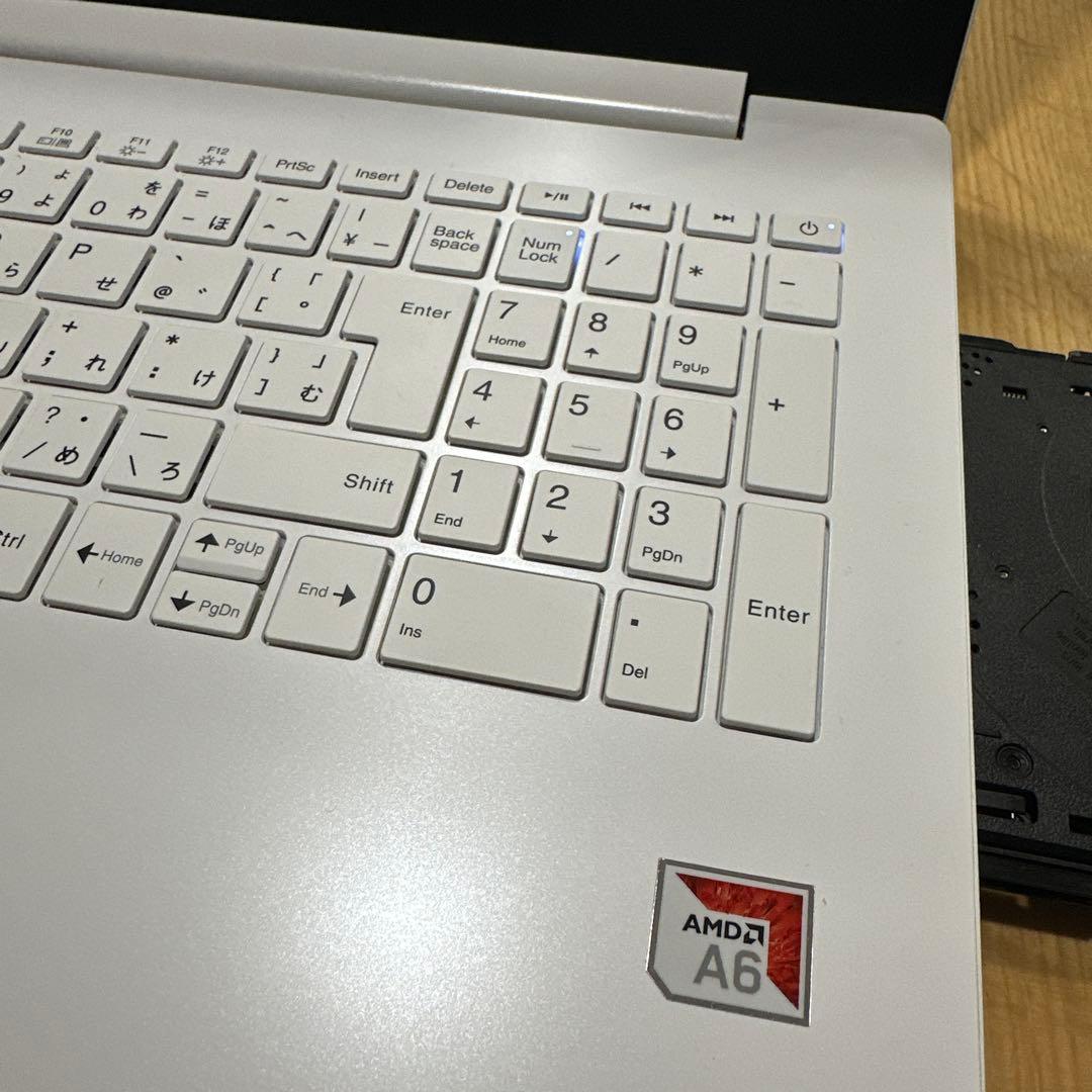 NEC LAVIE NS20A/M ホワイトノートPC ACアダプター付き