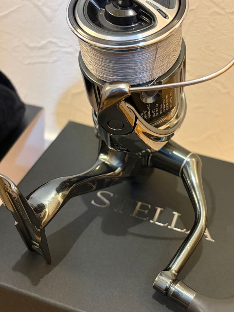 バーニングゴジラ シマノ　22ステラ　C3000MHG