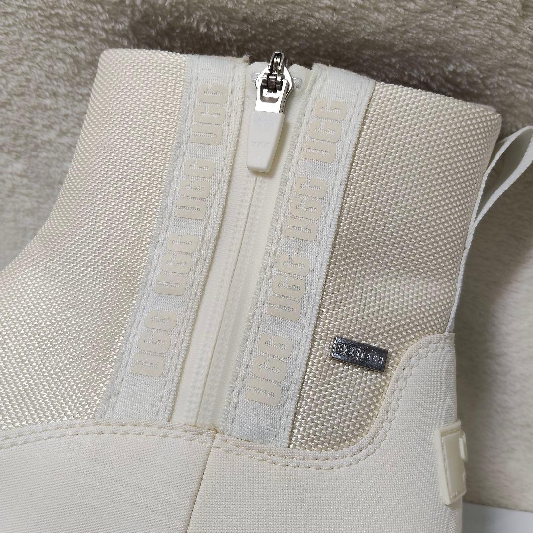 UGG Yose Zip 防水ブーツ ウォータープルーフ