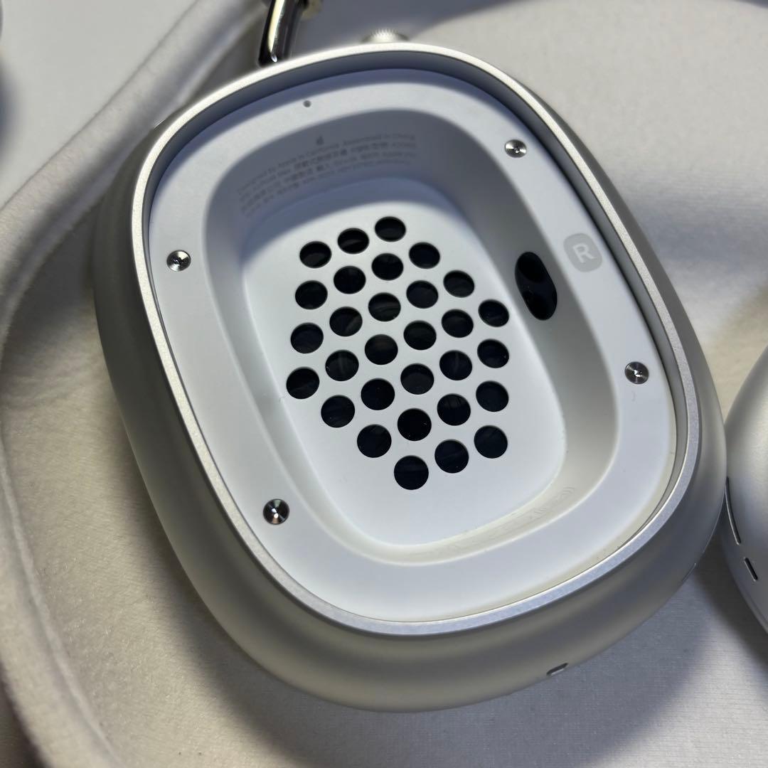 AirPods Max 第一世代　ライトニング版　シルバー　Apple