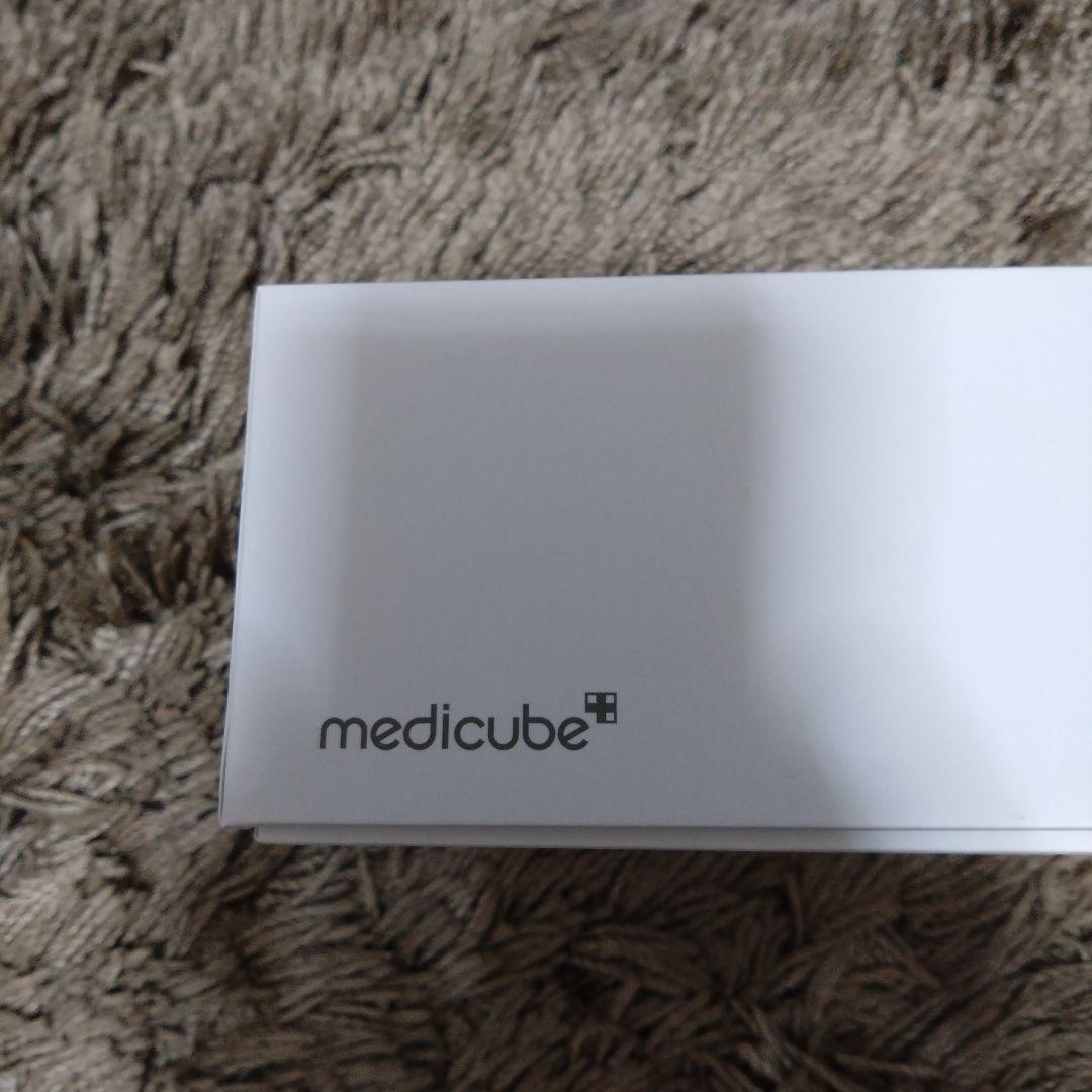 メディキューブBOOSTER PRO 美顔器 ピンク