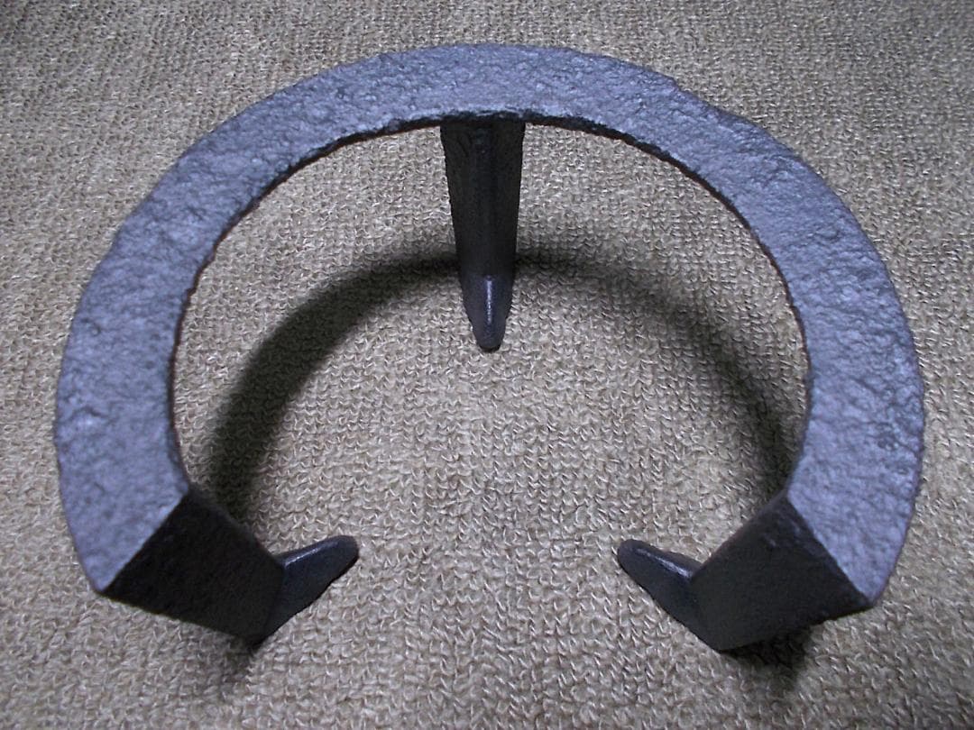 茶道具 信楽焼風炉 未使用五徳 霰茶釜 アラレ 釜環 敷板 送料込み