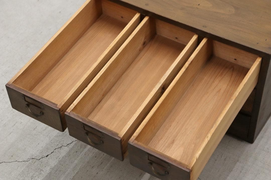 レトロ 9杯 小引き出し 収納 抽斗 書類 小物入れ ヴィンテージ