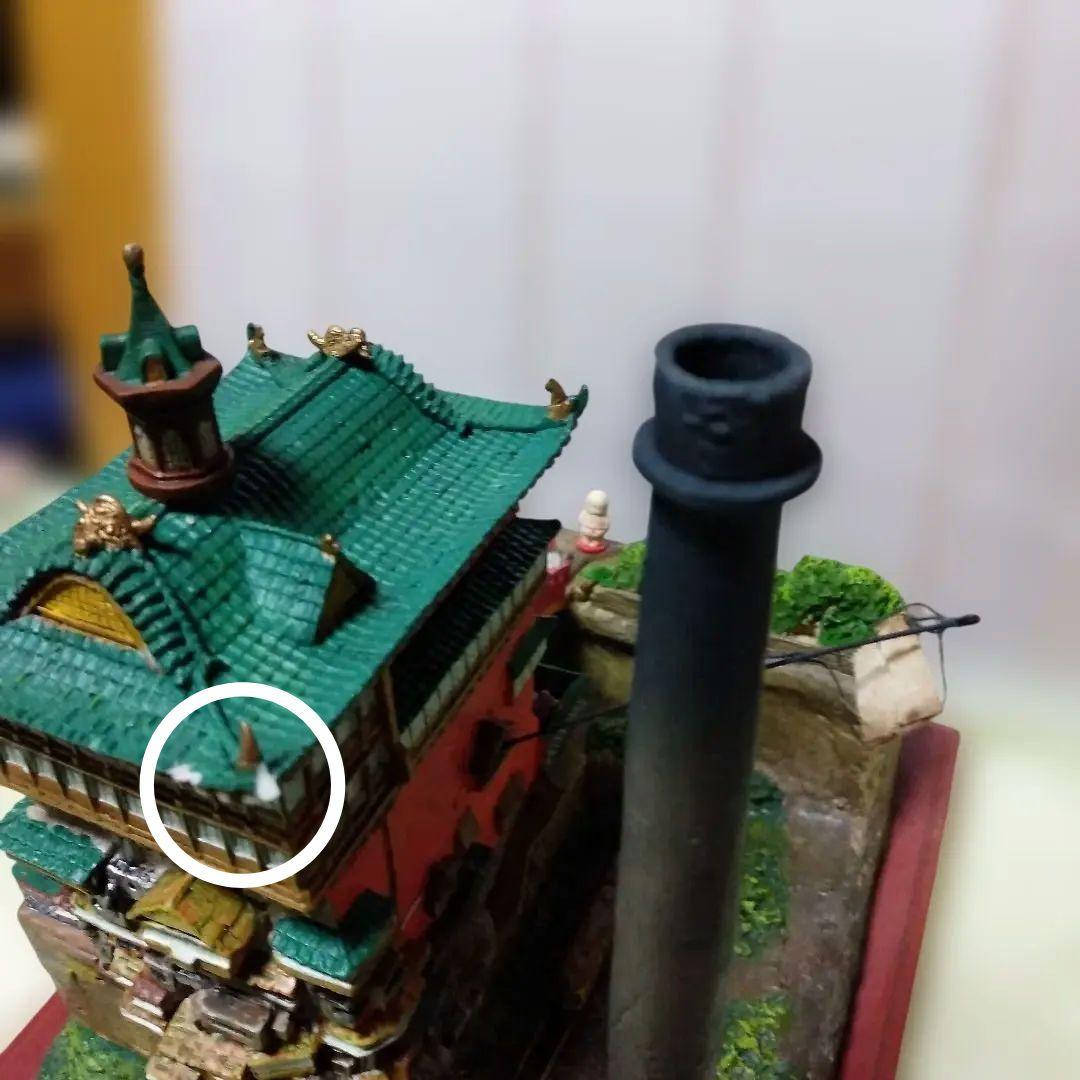 ジブリ　千と千尋の神隠し 限定版置物