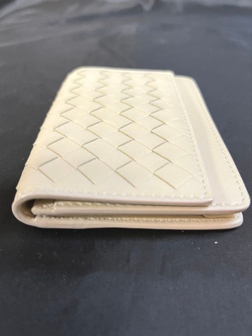 BottegaVeneta ボッテガヴェネタ カードケース　名刺入れ ホワイト系