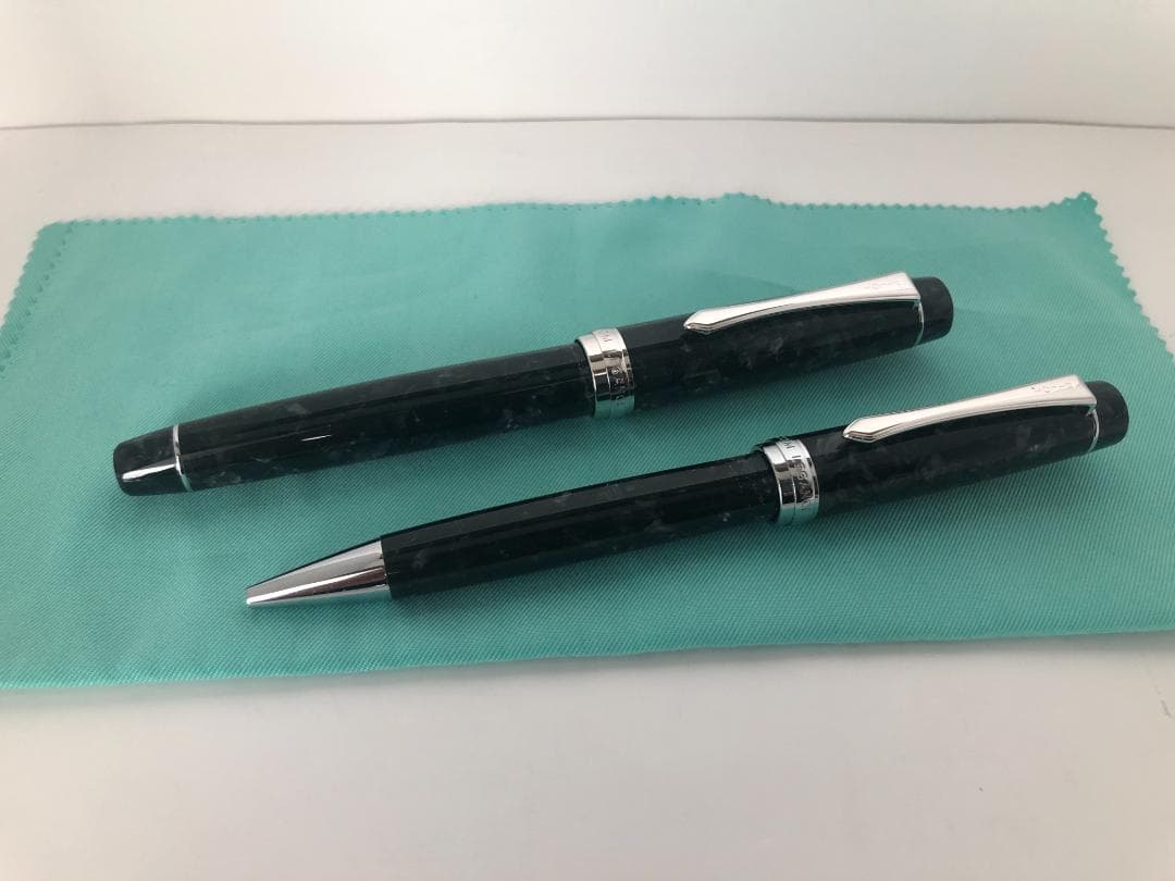 パイロット CUSTOM LEGANCE 万年筆とボールペンの２本セット