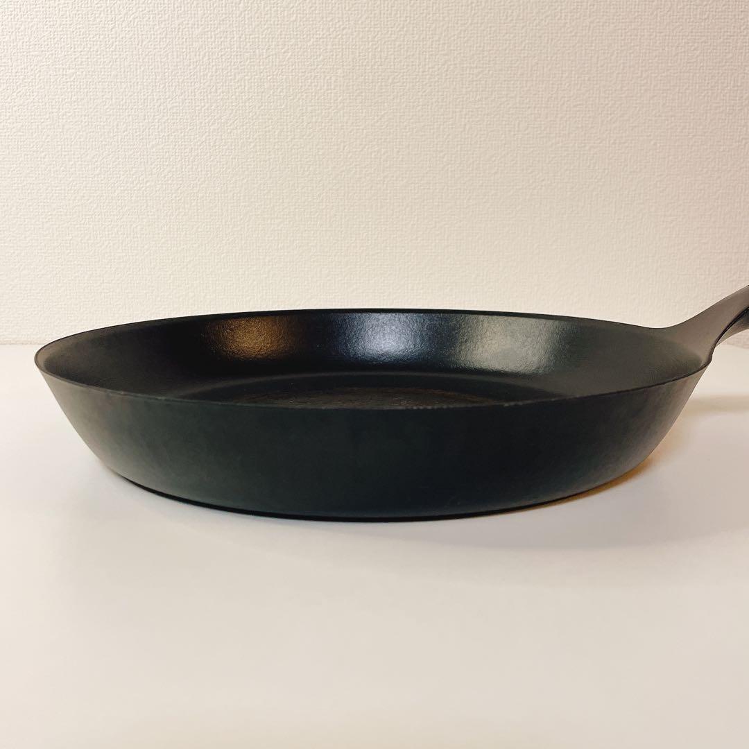 【年始セール】バーミキュラ フライパン 28cm IH対応　浅型