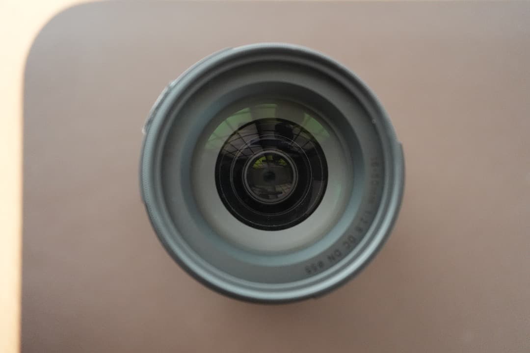 SIGMA 18-50mmF2.8 DC DN｜ソニーE｜APS-C｜標準｜美品