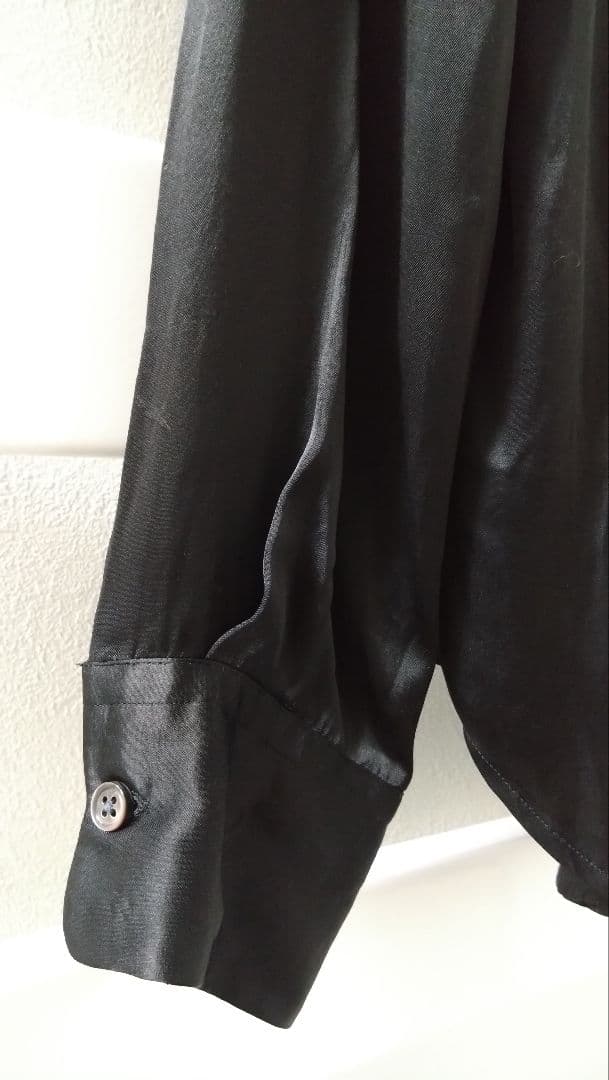 マディソンブルー♡サテン マダムシャツ ブラック