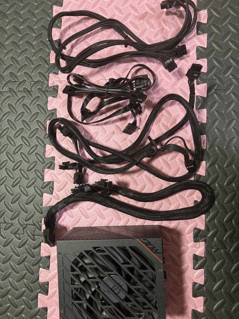 ROG STRIX 850W GOLD 電源ユニット