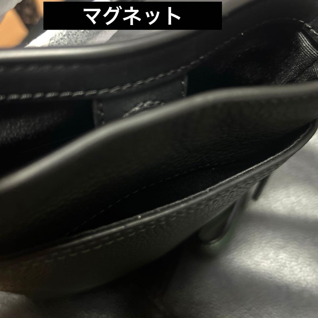 新品　コーチレザー スマホバック　ショルダーバッグ　携帯ポーチ