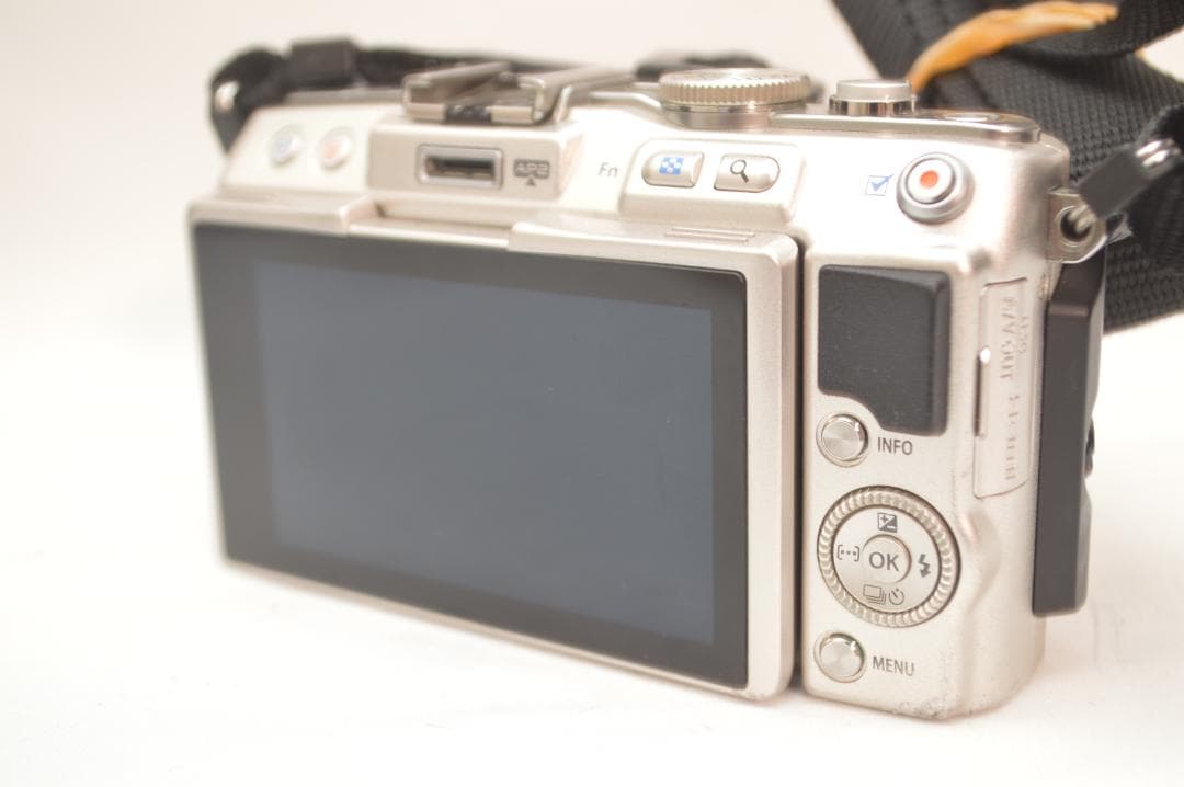 ✨美品✨ Olympus PEN Lite E-PL5 レンズあり