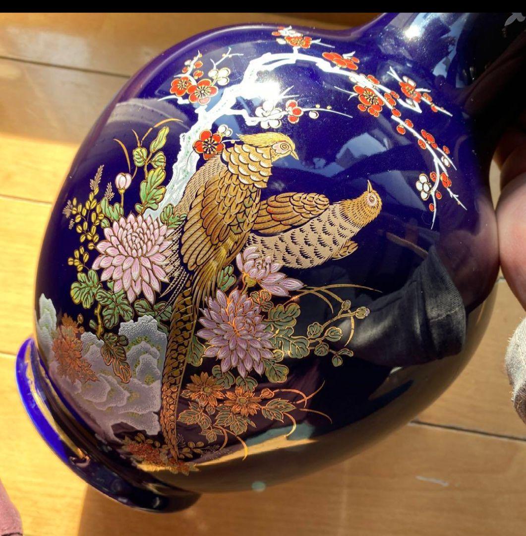 気品溢れる 九谷焼 花瓶 中古品