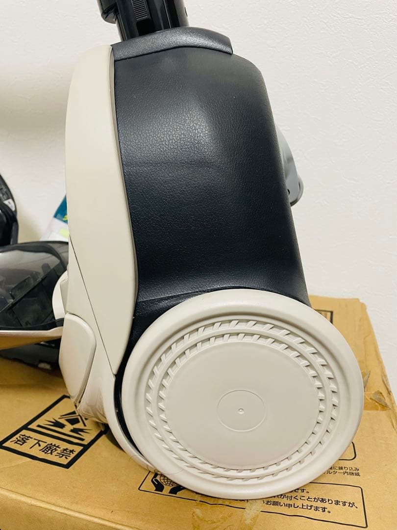 (ゆりた) HITACHI 掃除機 CV-PE90　紙パック式　箱付き