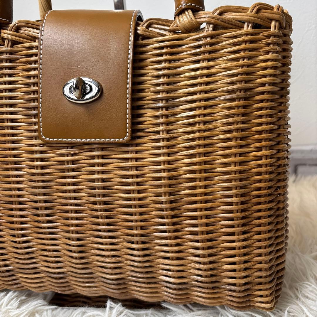 極美品☆【バーバリー　ブルーレーベル】カゴ　バッグ　ノバチェック　レザー