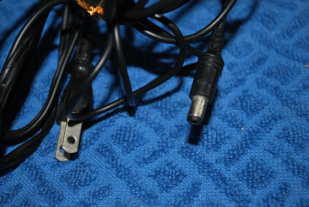 SHARP　CONPUTER　PC-2500sジャンク品の出品です。