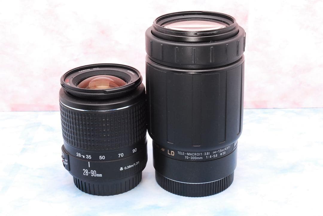 キャノン Kiss X5☆Wレンズ＆バッグ☆一眼レフカメラ☆ショット数少！