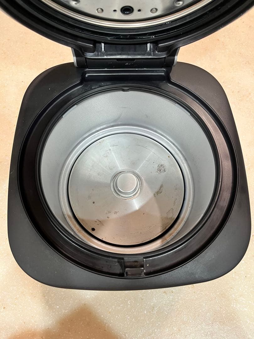 バルミューダ　炊飯器