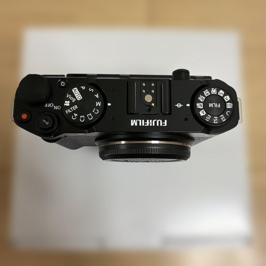 新同品【FUJIFILM】X-M5 ブラック本体