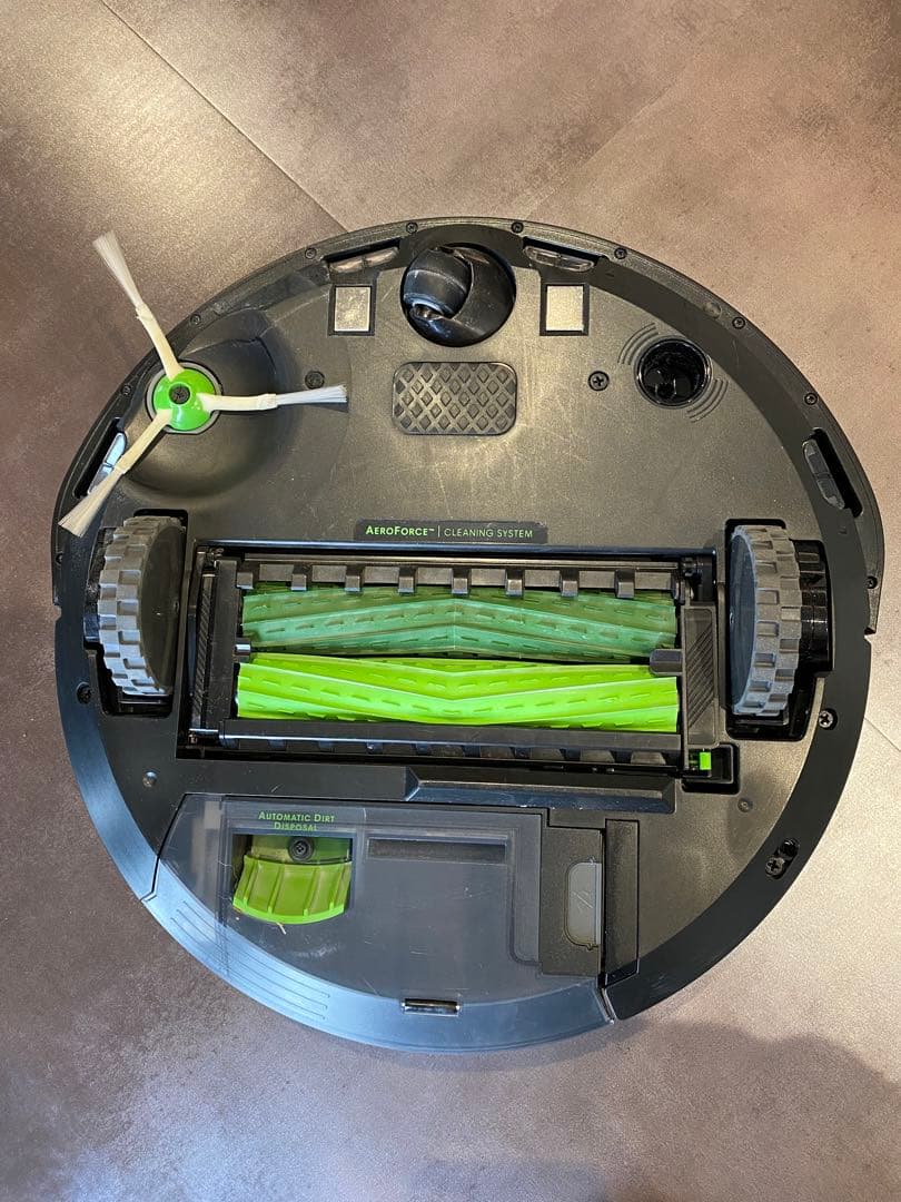 iRobot Roomba i3 アイロボット　ルンバ