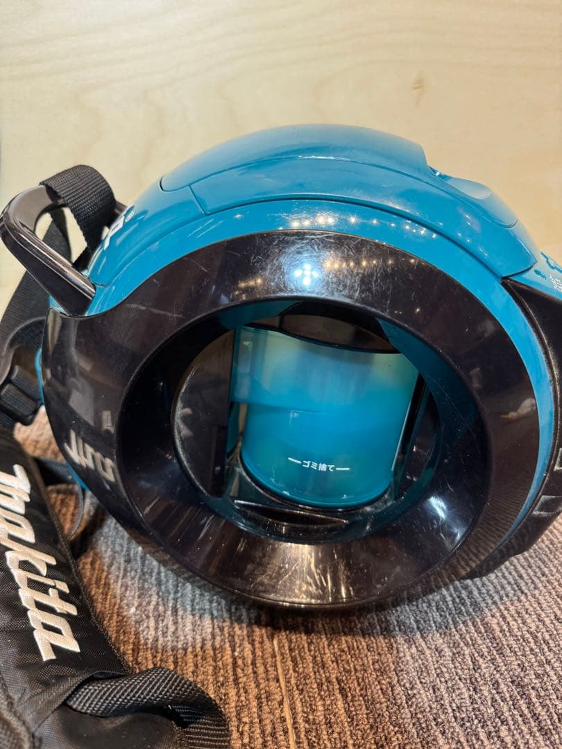 最終値下げ　Makita CL500D 中古品　掃除機 本体・ホース・ノズル付き