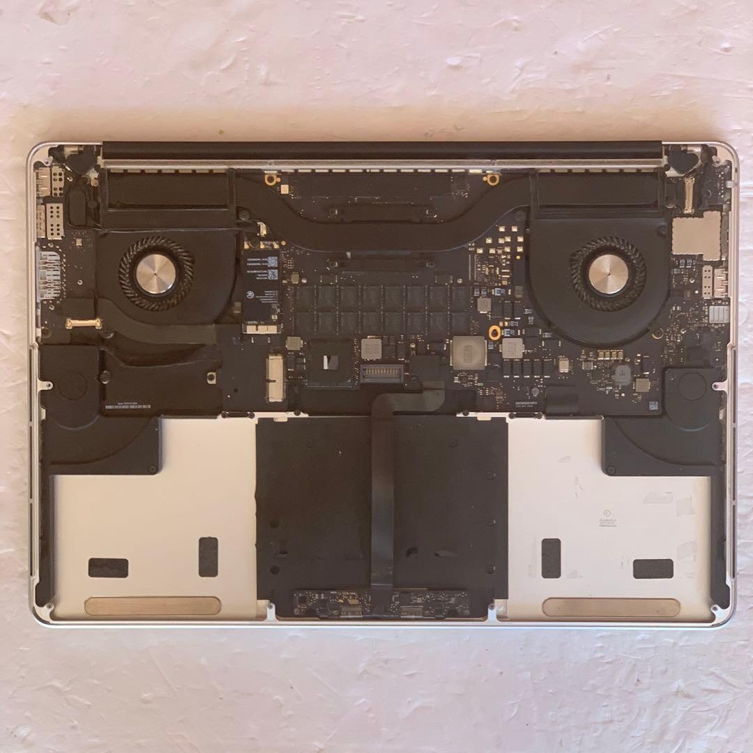 ジャンク アップル MacBook Pro 15インチ16GB Mid 2015