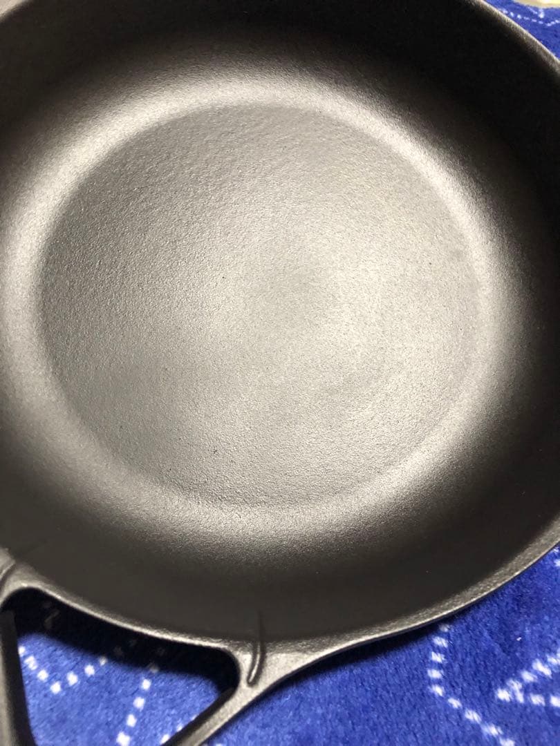 UNILLOY 26cm 鋳物フライパン　サーモスおまけ無し