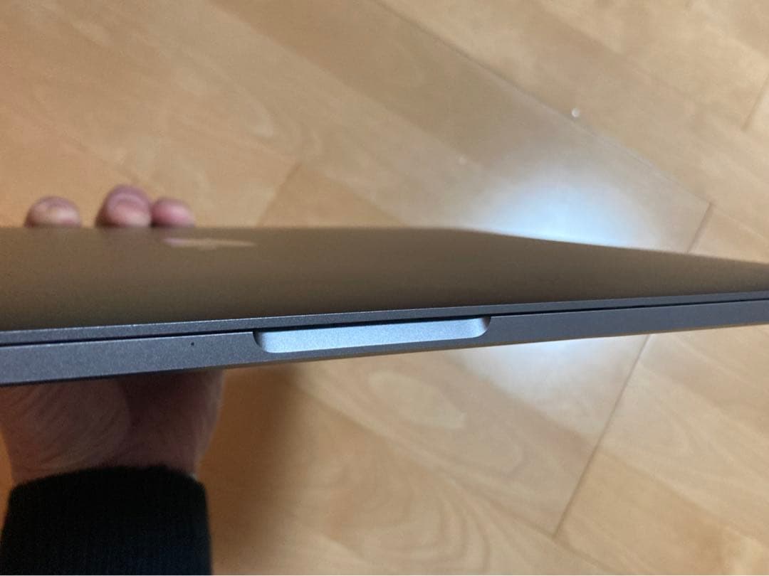 MacBook Pro 2016 15インチ スペースグレー