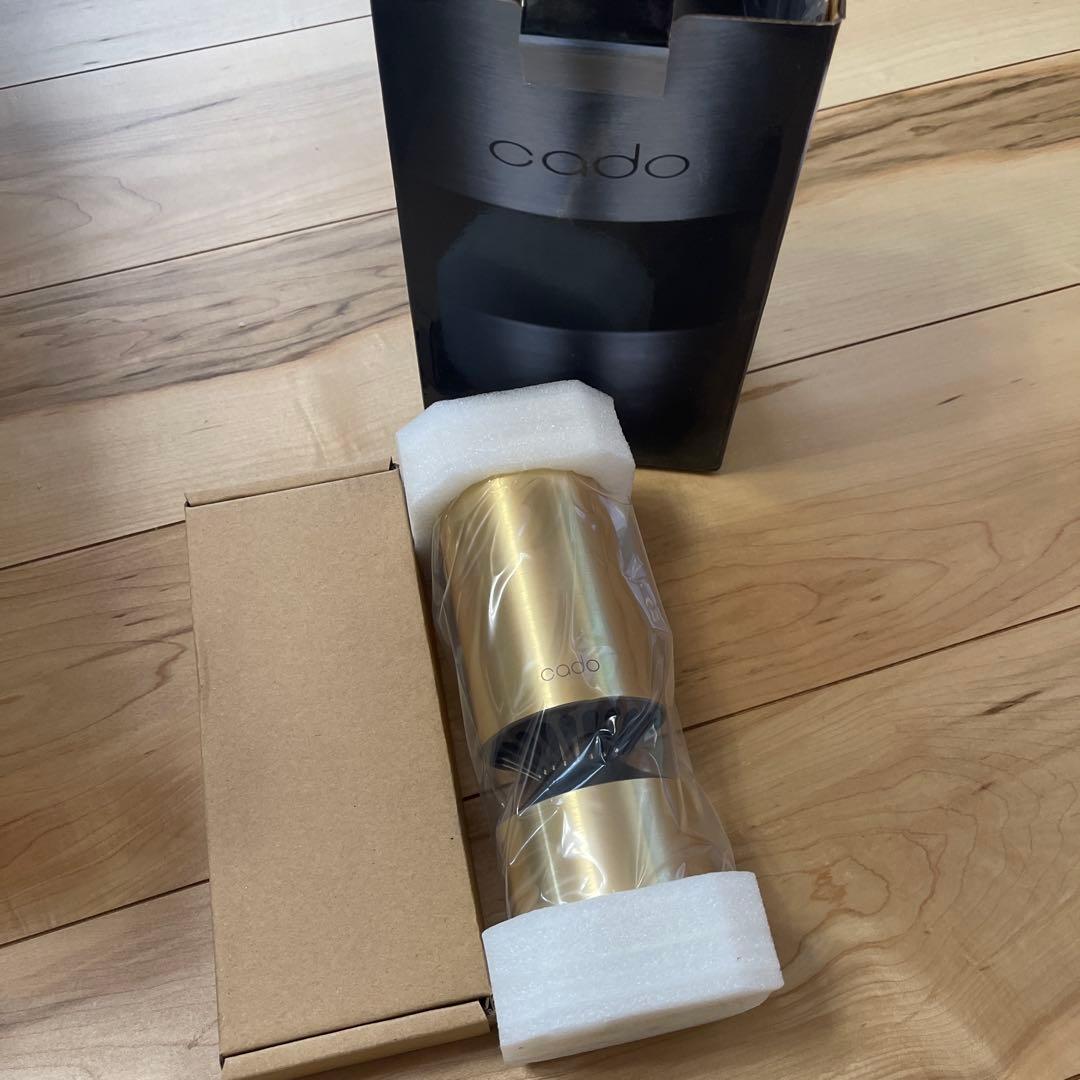 新品未使用　cado カドー空気清浄機 MP-C20U 車載小スペース　ゴールド