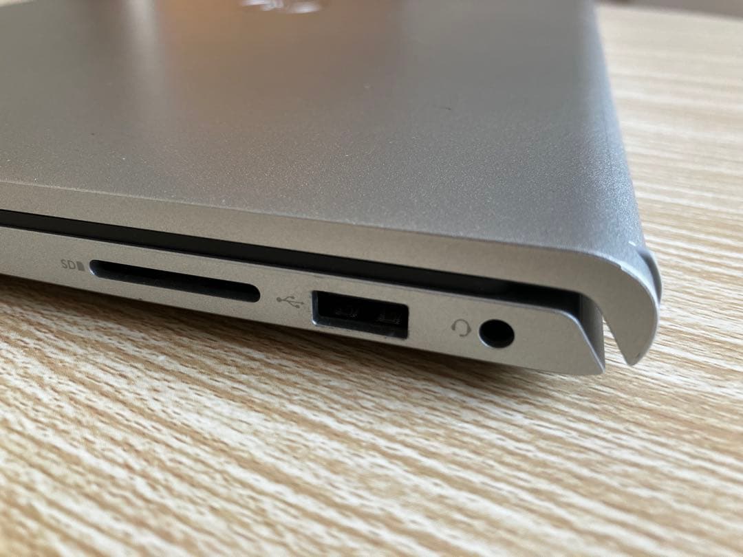 DELL Inspiron 15 3525 シルバー 【DELLケース付き】