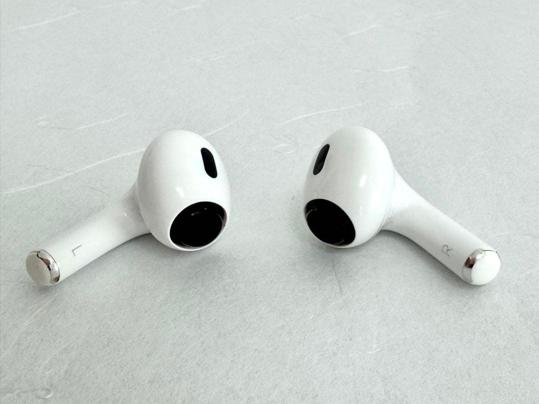 AirPods Pro 第2世代 本体 付属品完備 おまけ付き